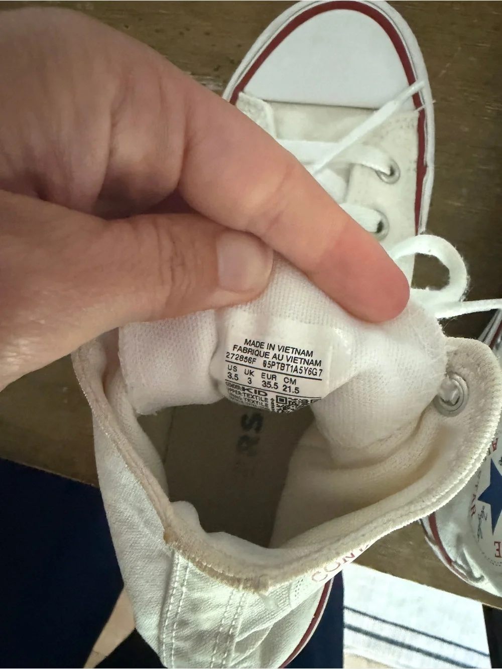 Converse Chuck Taylor All Star White High Top Kids Sneakers 5.5